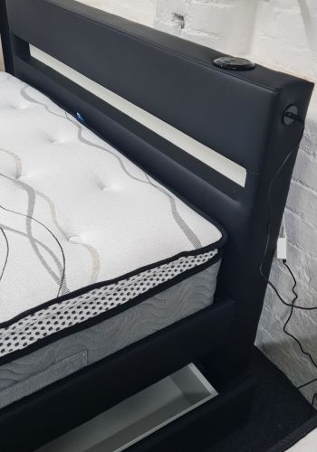 Asteroid Leather King Size Bed head view