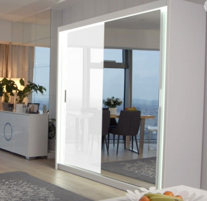 luxxe white 203cm web